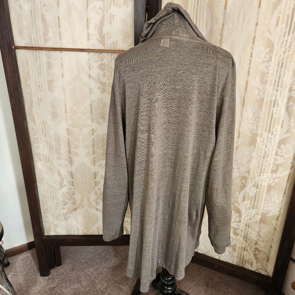 Cynthia Rowley Linen Topper - Picture 3 of 5